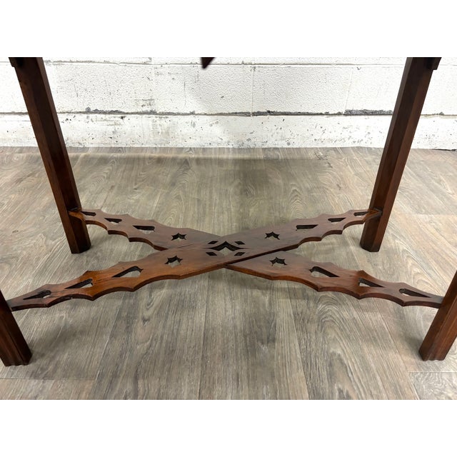 Antique George III Chippendale Style Mahogany Drop Leaf Table For Sale In Kansas City - Image 6 of 12