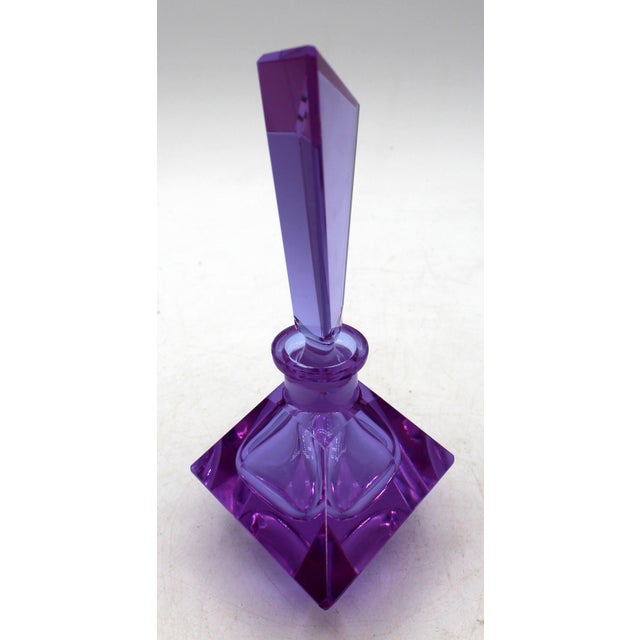 C. 1920s German Art Deco Alexandrite Glass Perfume Bottle For Sale - Image 4 of 6