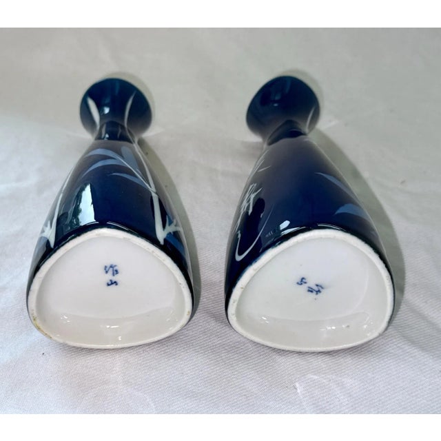 Blue Bamboo Motif Sake Set- 7 Pieces For Sale - Image 8 of 8