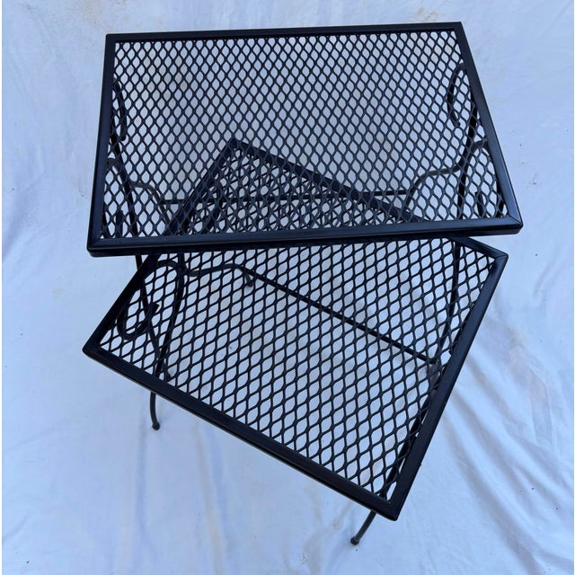 1950s Salterini Style Mid Century Modern Iron Nesting Tables, 2 Pieces For Sale In Atlanta - Image 6 of 8