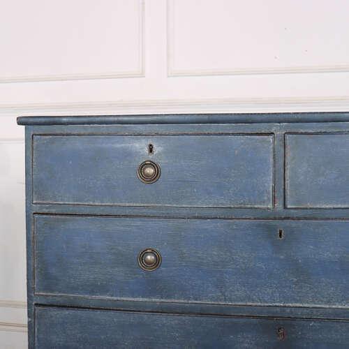 English Painted Chest of Drawers For Sale - Image 4 of 12