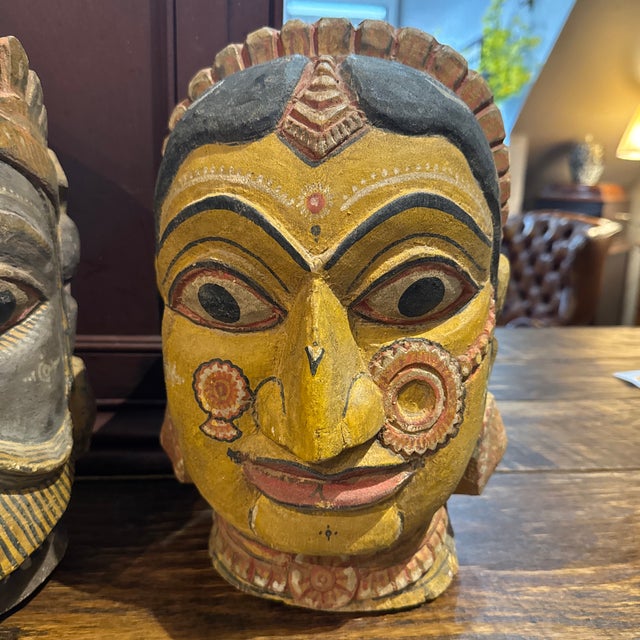 English Mid 20th Century Pair of Indian Folk Art Heads, Male & Female Door Gaurds For Sale - Image 3 of 12