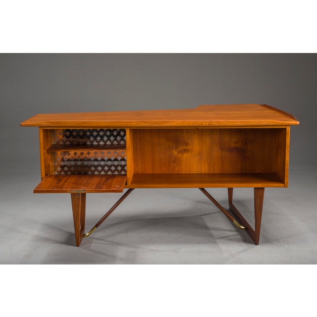 Mid-Century Boomerang Desk in Teak by Peter Løvig Nielsen, Denmark, 1960s For Sale - Image 12 of 18
