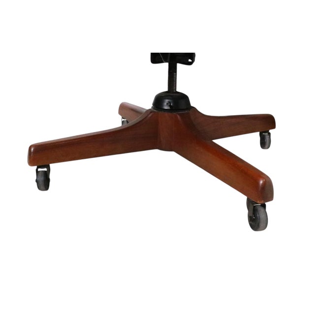 Blue Mid 20th Century Executive Desk Chair by Gunlocke For Sale - Image 8 of 18