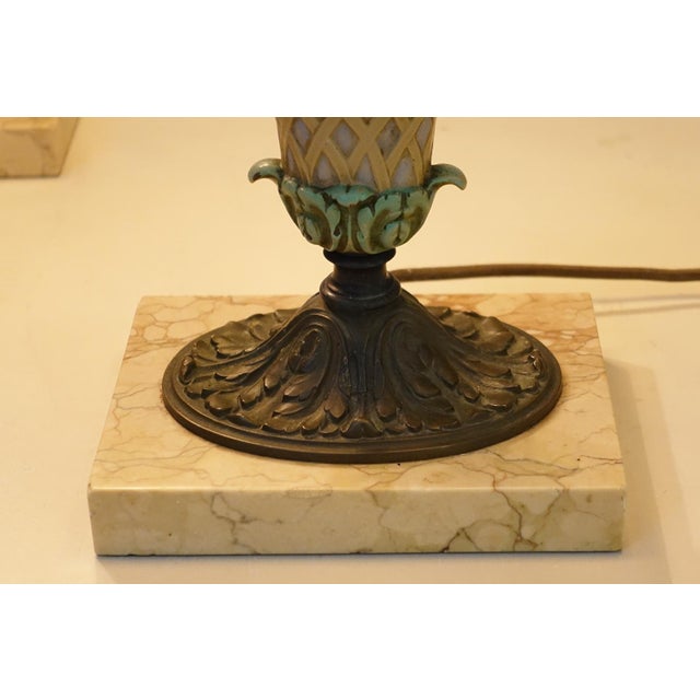 1920s Matched Pair Neoclassic French Empire Regency Tole Bronze Marble Candelabra Table Lamps For Sale - Image 9 of 12
