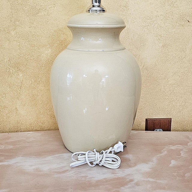 Vintage American Hand-Painted Ceramic Chrysanthemum Table Lamp With Floral Motif, Cream Glazed Porcelain, 28"h For Sale - Image 15 of 18