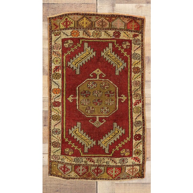 Red Vintage Turkish Yastik Rug - 01'08 X 02'10 For Sale - Image 8 of 8