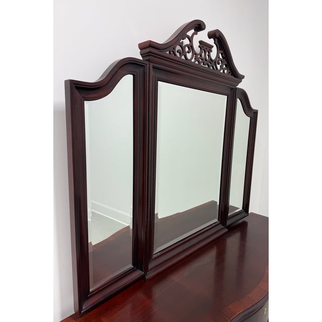 Chippendale Thomasville Mahogany Chippendale Style Tri-Fold Dresser Mirror For Sale - Image 3 of 11