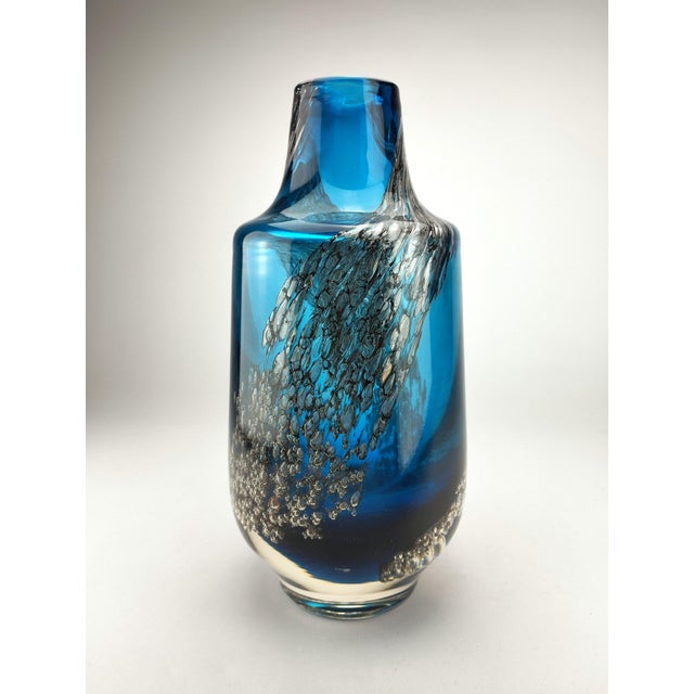 Large Blue Glass Vase with Florida Decor by Heinrich Loffelhardt for Schott-Zwiesel, 1970 For Sale - Image 4 of 11