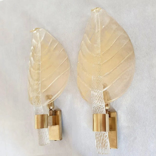 Mid-Century Modern Pair of Leaves Gold Murano Glass Sconces 1970s For Sale - Image 3 of 10