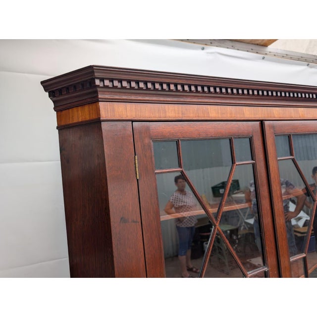 English Style Corner Bookcase in Mahogany For Sale - Image 9 of 18