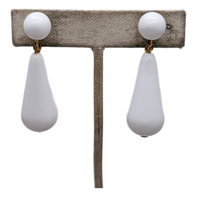 Vintage 1950s Signed Crown Trifari White Drop Clip Earrings-2 Pieces For Sale