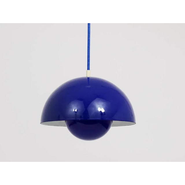 Danish Blue Enameled Flowerpot Pendant Lamp by Verner Panton for Louis Poulsen, 1969 For Sale - Image 9 of 11
