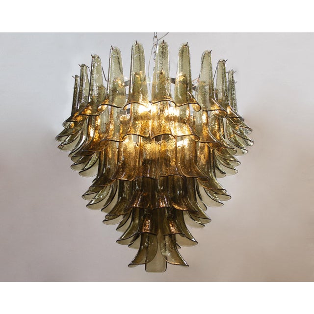 Petali pendant lamp ø80 cm made in italy murano glass smoky color this gorgeous venetian chandelier is a great design...