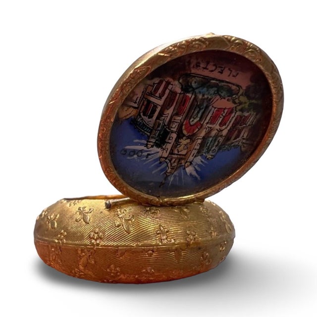 Antique 1900 Paris Exposition “Électricité” Gilded Souvenir Box Fleur-De-Lis Embossed, Hand-Painted, Rare For Sale - Image 4 of 6