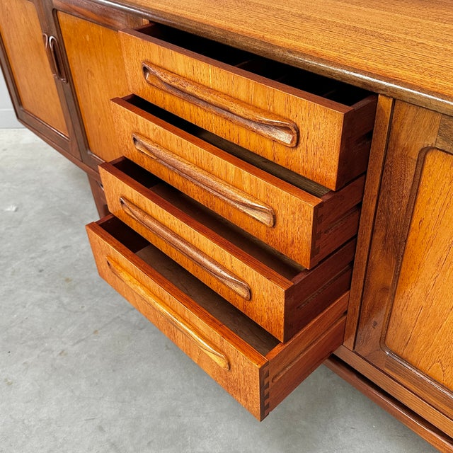 Vintage Sideboard in Teak by V. Wilkins for G-Plan, 1960s For Sale - Image 6 of 18