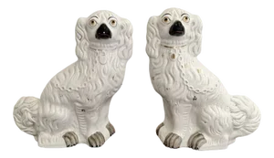 Large Victorian Seated Staffordshire Spaniel Dogs, 1880s, Set of 2
