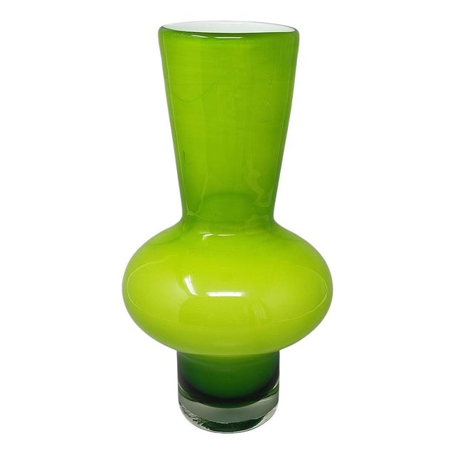 1970s Italian Green Vase by Ind. Vetraria Valdarnese, 1970s For Sale - Image 5 of 5