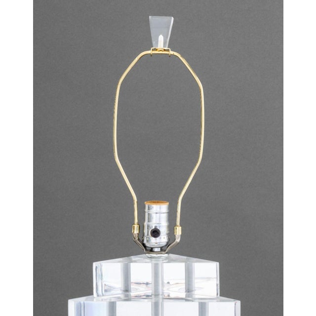 Mid-Century Modern Karl Springer Style Triangular Clear Acrylic Lamp For Sale - Image 3 of 10