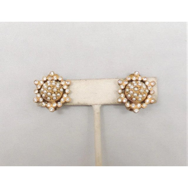 Vintage Signed DeNicola Faux-Pearl & Rhinestone Clip Earrings - 2 Pieces For Sale - Image 9 of 9