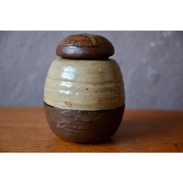 Two-Tone Studio Pottery Stoneware Covered Pot, 1970s For Sale - Image 3 of 8