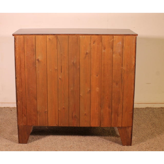 Tan Early 19th Century Mahogany Bombé Chest of Drawers For Sale - Image 8 of 12