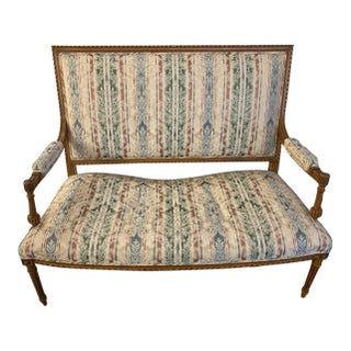 Louis XV Style Settee From the Early 20th Century For Sale