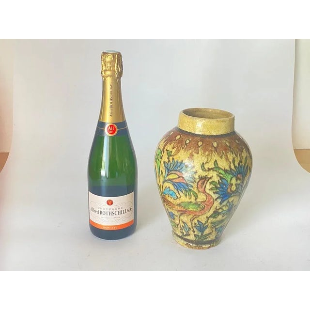 Blue 19th Century Iznik Vase in Pottery with Bird Decor For Sale - Image 8 of 9