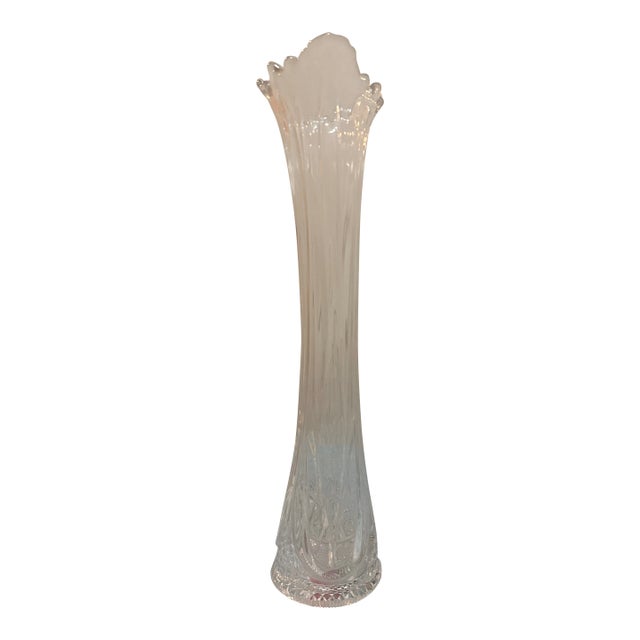 Mid-Century Modern Swung Glass Trumpet Vase With Ruffled Rim For Sale