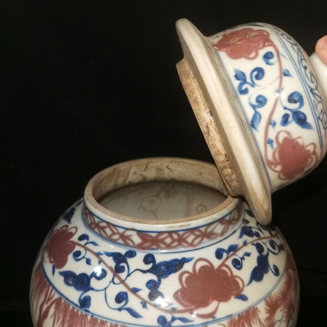 Chinoiserie Blue and Underglaze Red Warrior Scene General’s Ginger Jar, Chinoiserie Lidded Urn For Sale - Image 3 of 8