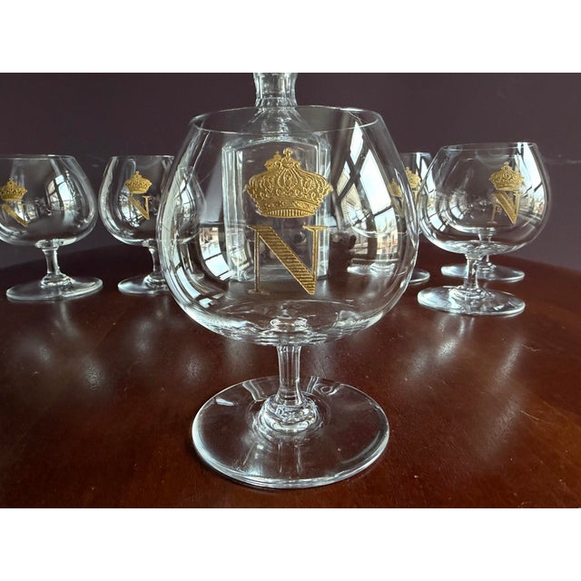 Late 20th Century Baccarat Napoleon Brandy Decanter With Original Stopper and Six Matching Snifters. Monogrammed “N” With Crown. For Sale - Image 9 of 9