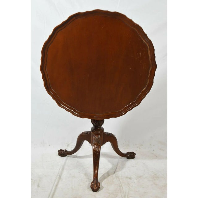 Brown Hickory Chair James River Collection Mahogany Chippendale Tilt Top Pie Table For Sale - Image 8 of 9
