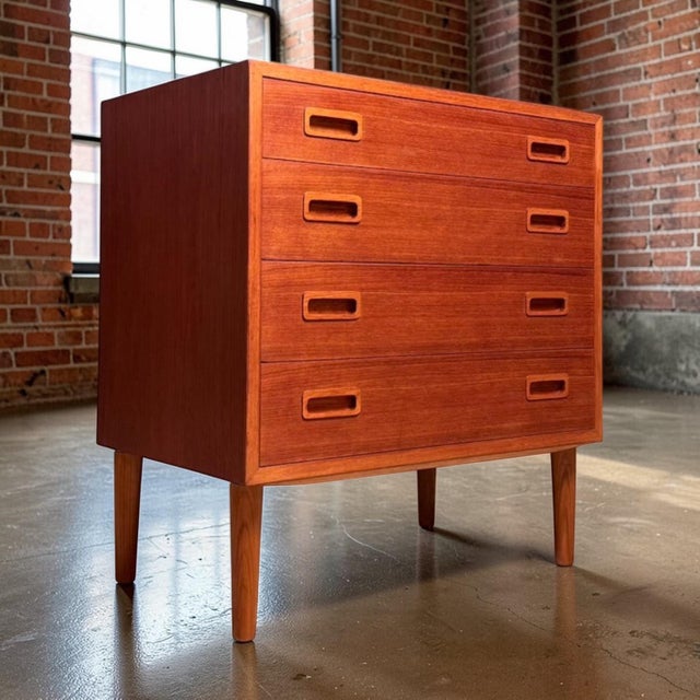 Teak Chest of Drawers from Poul Hundevad, Denmark, 1960s For Sale - Image 4 of 9