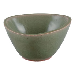 Ceramic Bowl in Green Glaze by Jais Nielsen for Royal Copenhagen, 1946 For Sale