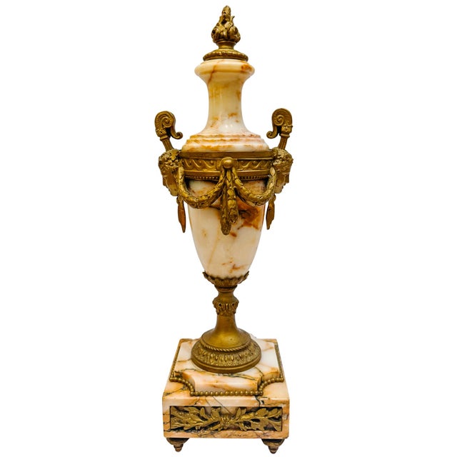 Pair of 19th Century French Louis XVI Style Marble and Gilt Bronze Cassolettes For Sale In San Diego - Image 6 of 15