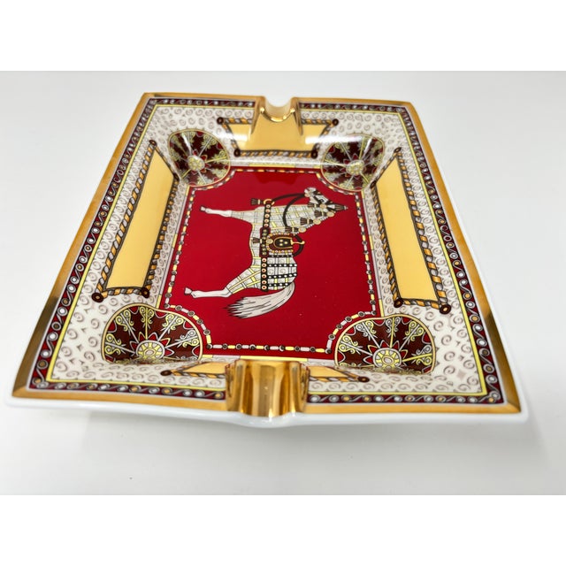 Hermès Hermès Paris Equestrian Porcelain Ashtray or Vide-Poche Change Tray For Sale - Image 4 of 9