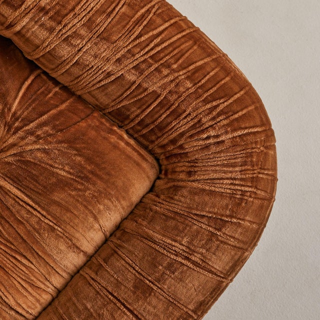Italian Pleated Velvet Sofa in the Manner of De Pas, DUrbino & Lomazzi, 1970s For Sale - Image 9 of 18