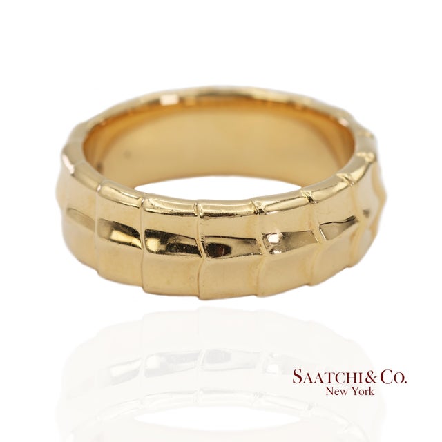 Contemporary 18k (750) Solid Yellow Gold David Yurman Armory Band Ring, Size 10 For Sale - Image 3 of 10
