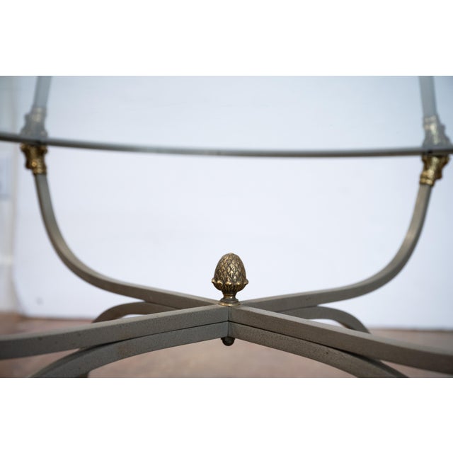 French Mid-Century Round Coffee or Low Table With Steel Base and Glass Top For Sale - Image 10 of 14
