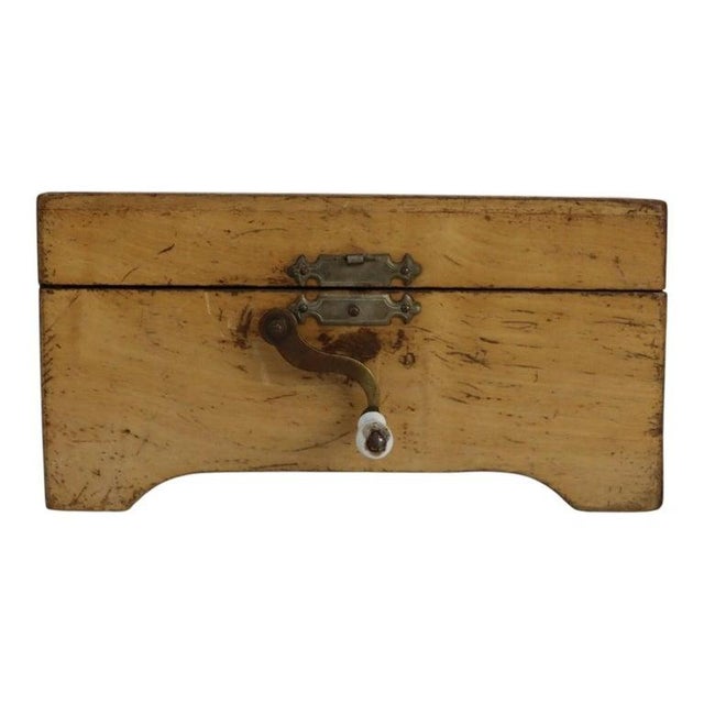 Antique Mini Stella Hand Crank Disk Player With 20 Disks C1890 For Sale - Image 4 of 10