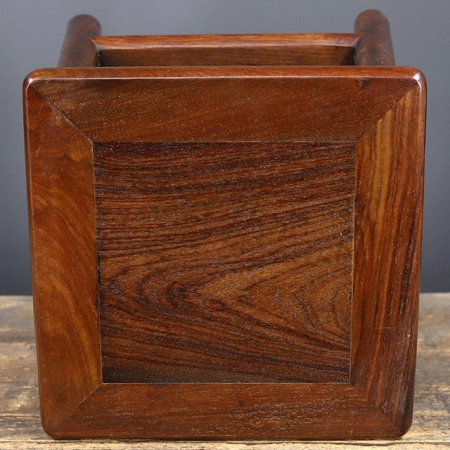Vintage Chinese Ming Style African Rosewood Square Stool With Rich Grain For Sale In Los Angeles - Image 6 of 9