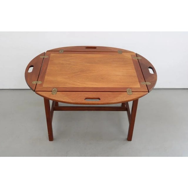 The table top is partially faded due to sunlight