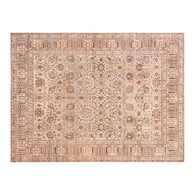 Early 20th Century Persian Tabriz Handwoven Wool Rug in Caramel & Salmon Shades For Sale