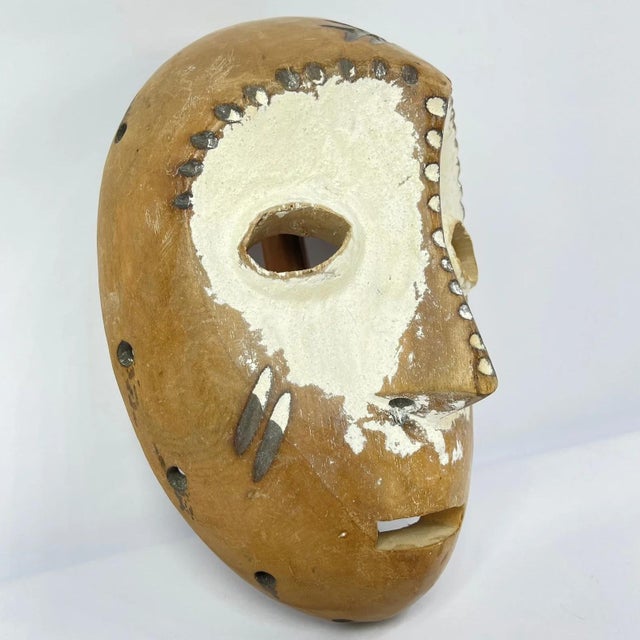 African Early 20th Century Lega Hand Mask For Sale - Image 3 of 7