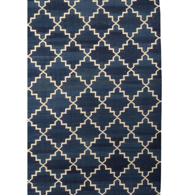 Early 21st Century Modern Indian Dhurrie Blue, White Handmade Cotton Rug by Doris Leslie Blau For Sale - Image 5 of 6