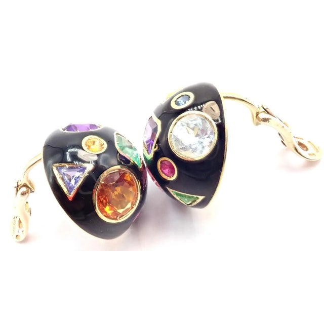 1990s Verdura Fulco Color Stone Black Enamel Yellow Gold Earrings, Pair For Sale - Image 9 of 11