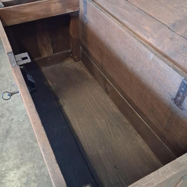Antique Peasant Trunk in Oak with Iron Fittings, 1800s For Sale - Image 18 of 18