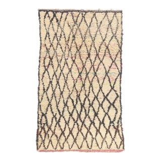 Vintage Azilal Boucherouite Moroccan Rug, 04'08 X 07'08 For Sale