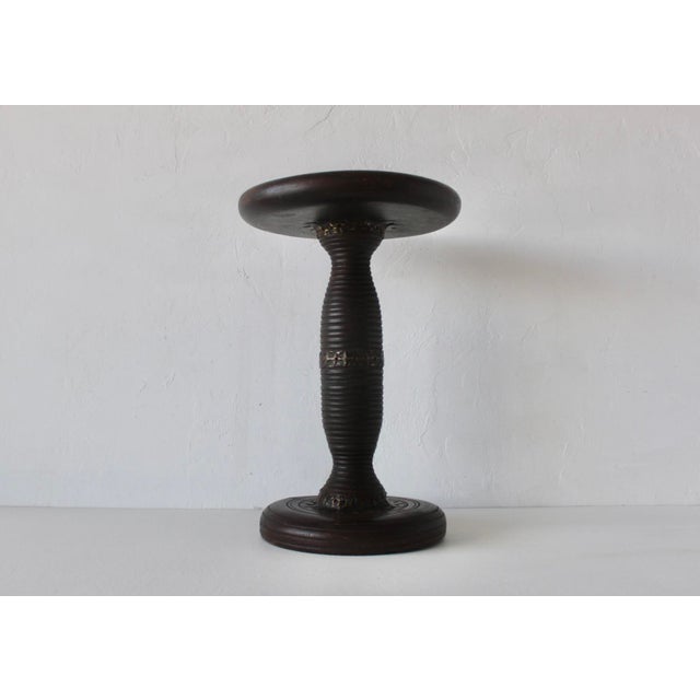 French Style Mid-Century Turned Pedestal Stool Plant Stand Vintage Mid-Century For Sale - Image 12 of 17