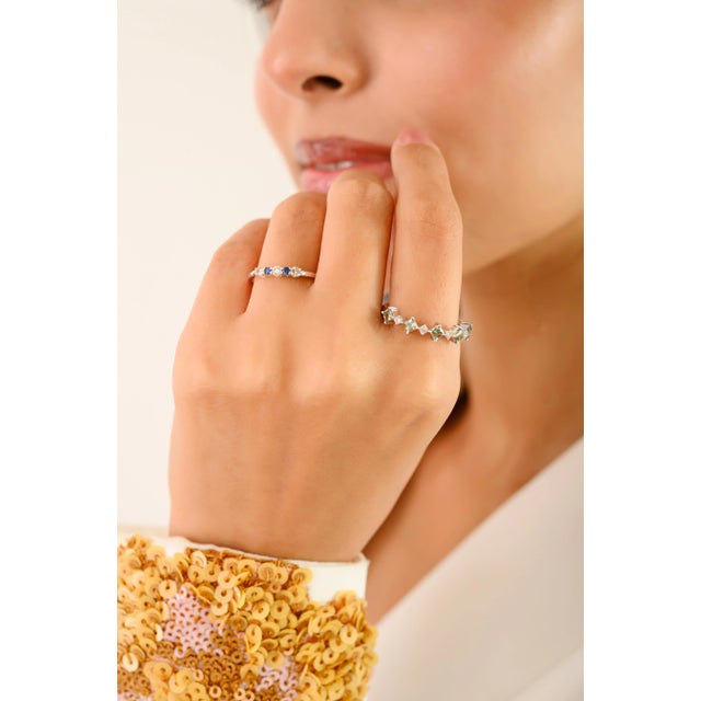 Blue Minimalist Blue Sapphire and Diamond Gold Stacking Ring Size 6.5 For Sale - Image 8 of 13